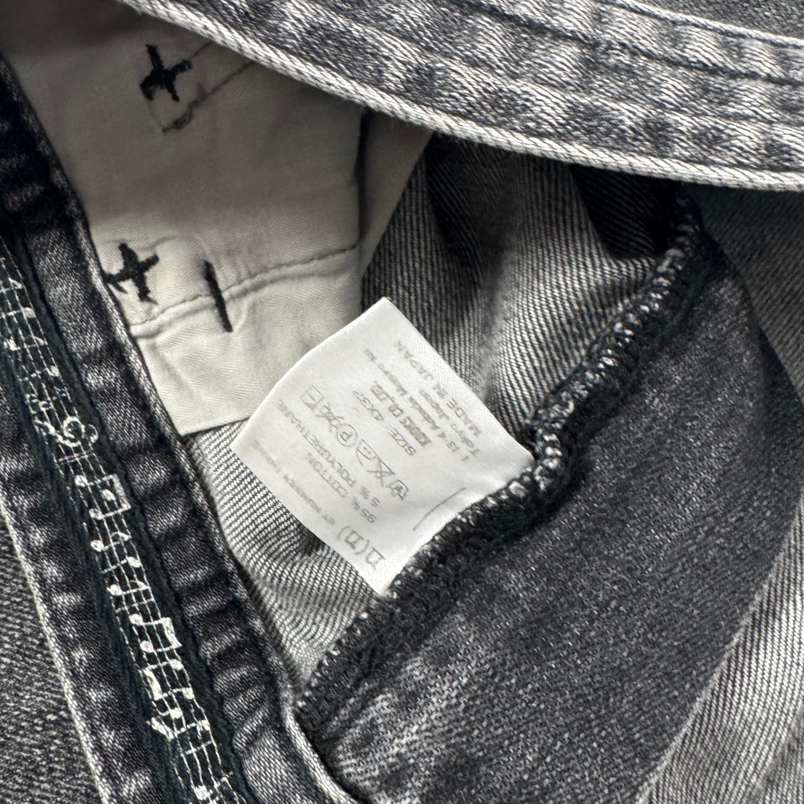 Number Nine Ripped Denim